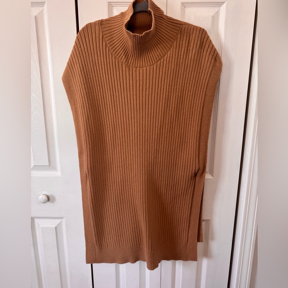 Banana Republic Factory Tan pullover poncho style mock neck sweater size small - Picture 2 of 15